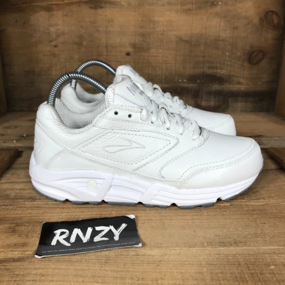 white wide width shoes